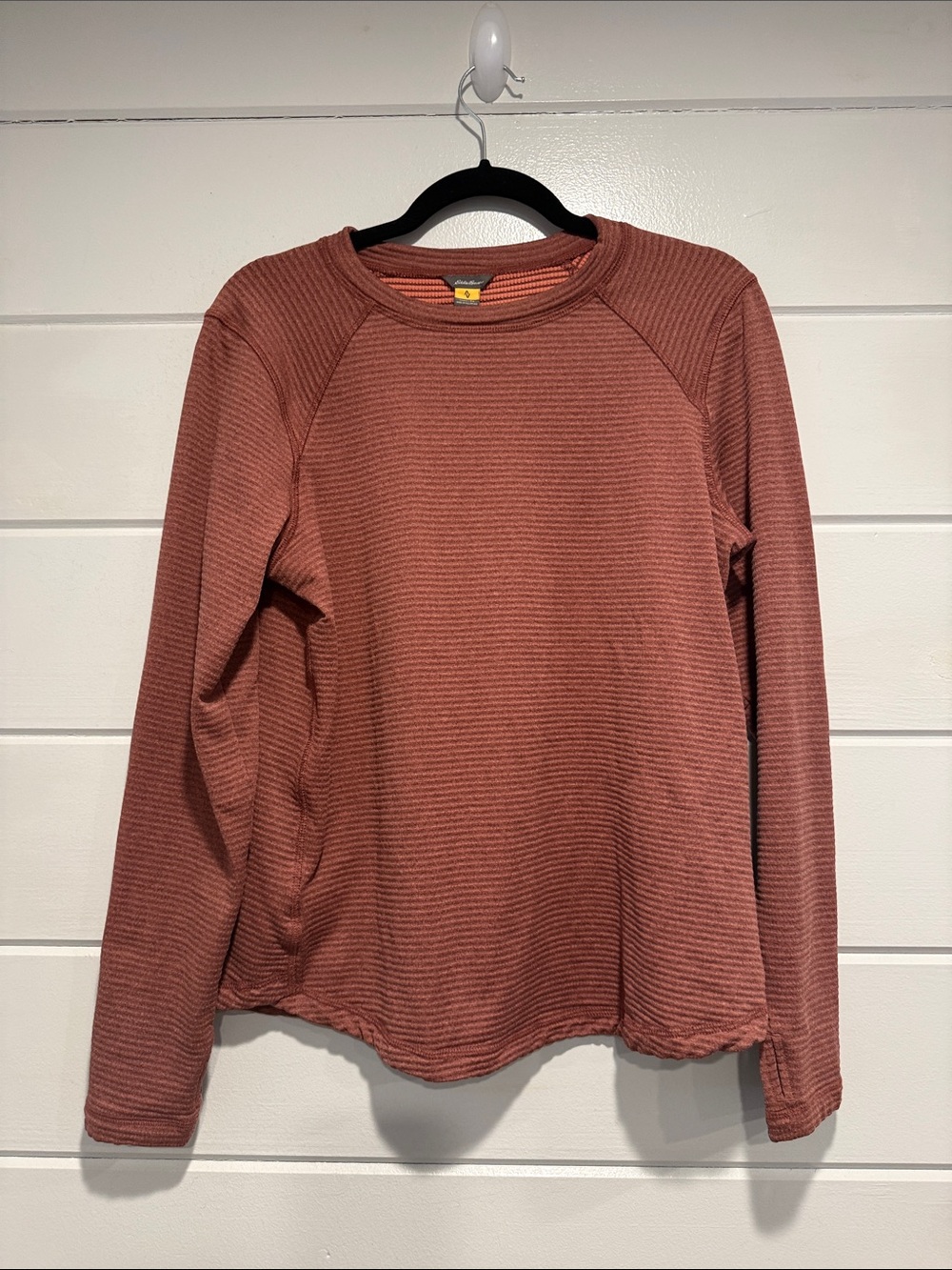 Eddie Bauer Ribbed Crewneck Sweatshirt in Dusty Rose. Size - Large